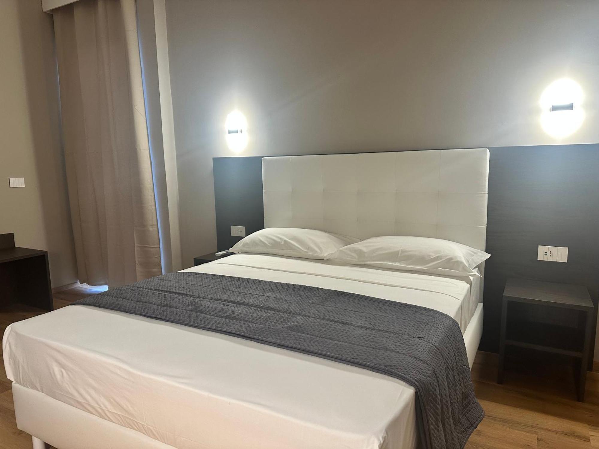 Sunset Guest House Reggio Calabria Exterior photo